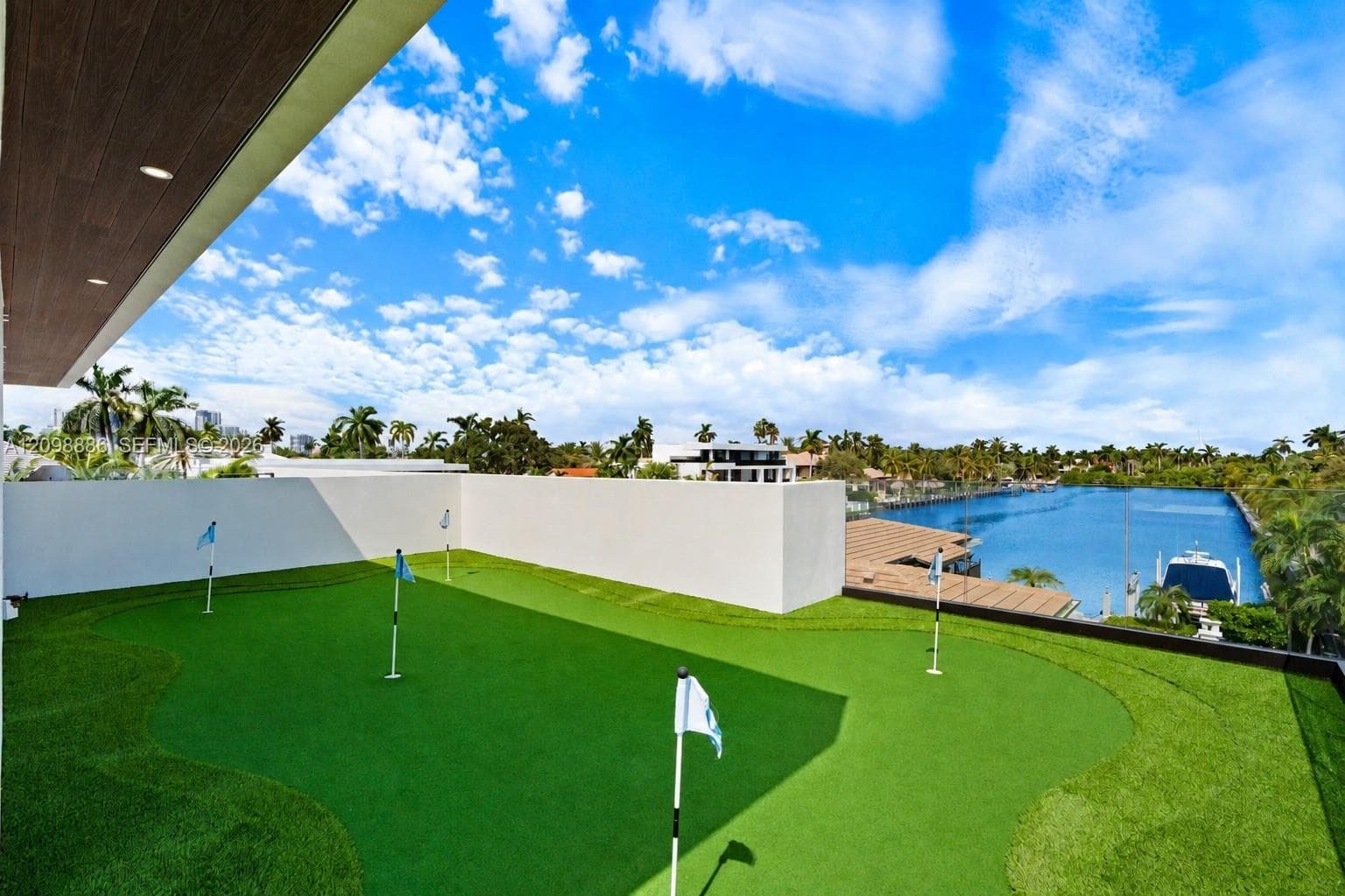 441 Isle of Palms Dr