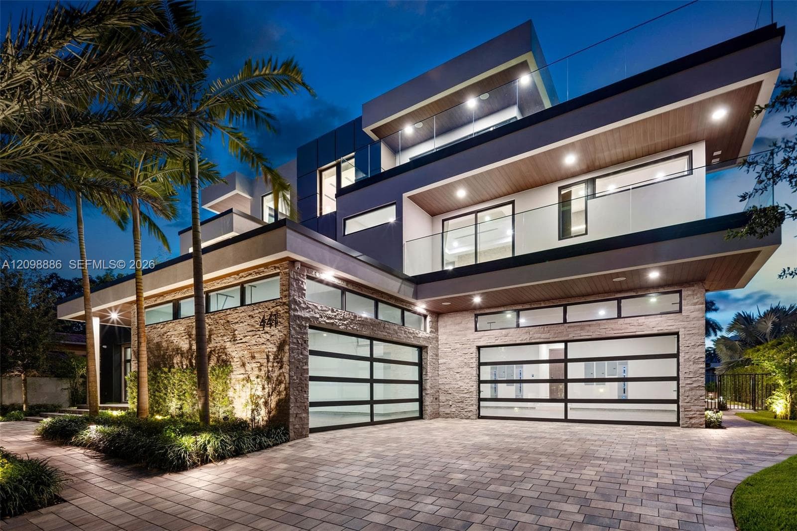 441 Isle of Palms Dr
