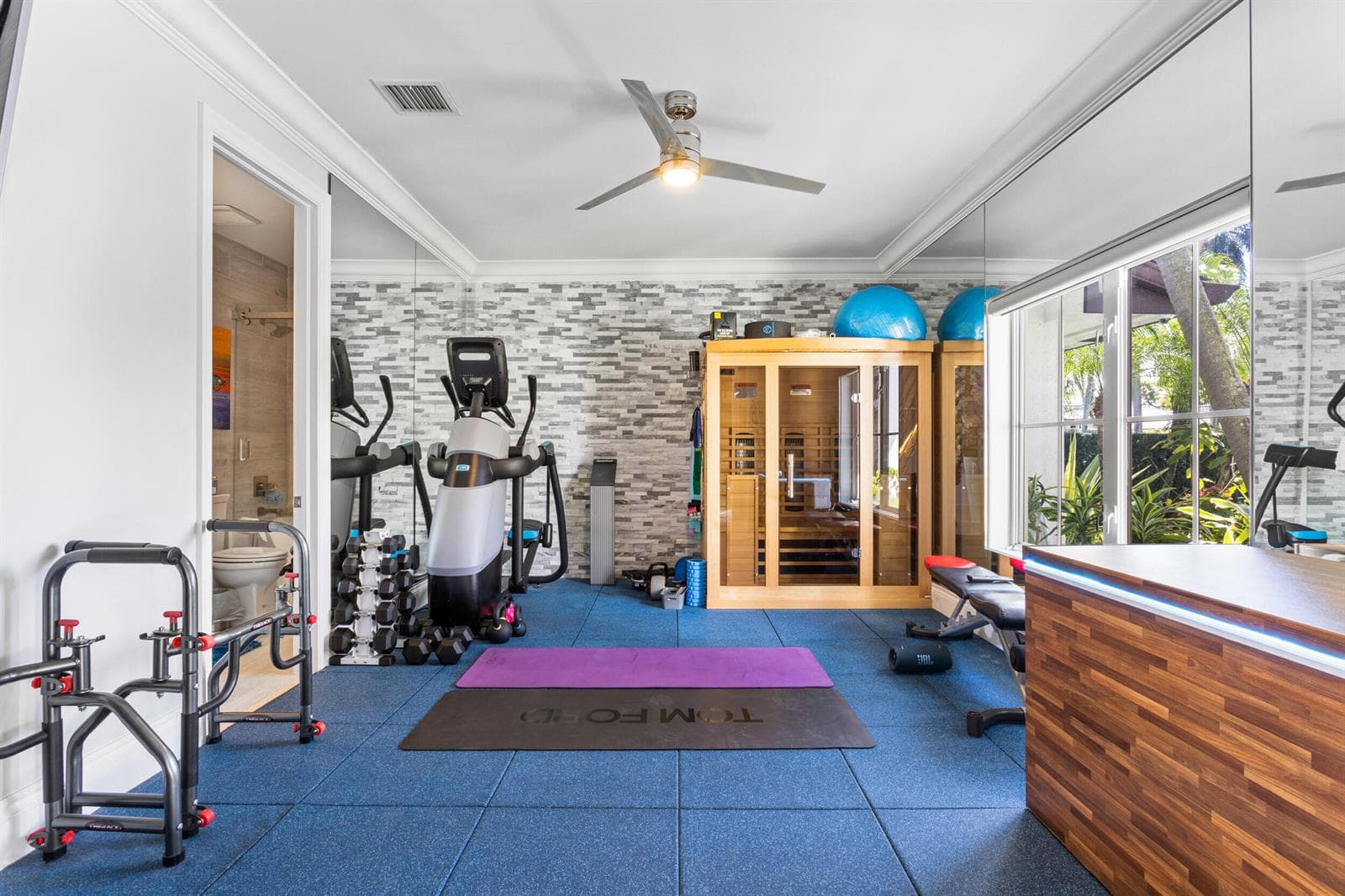 210 Nurmi Dr