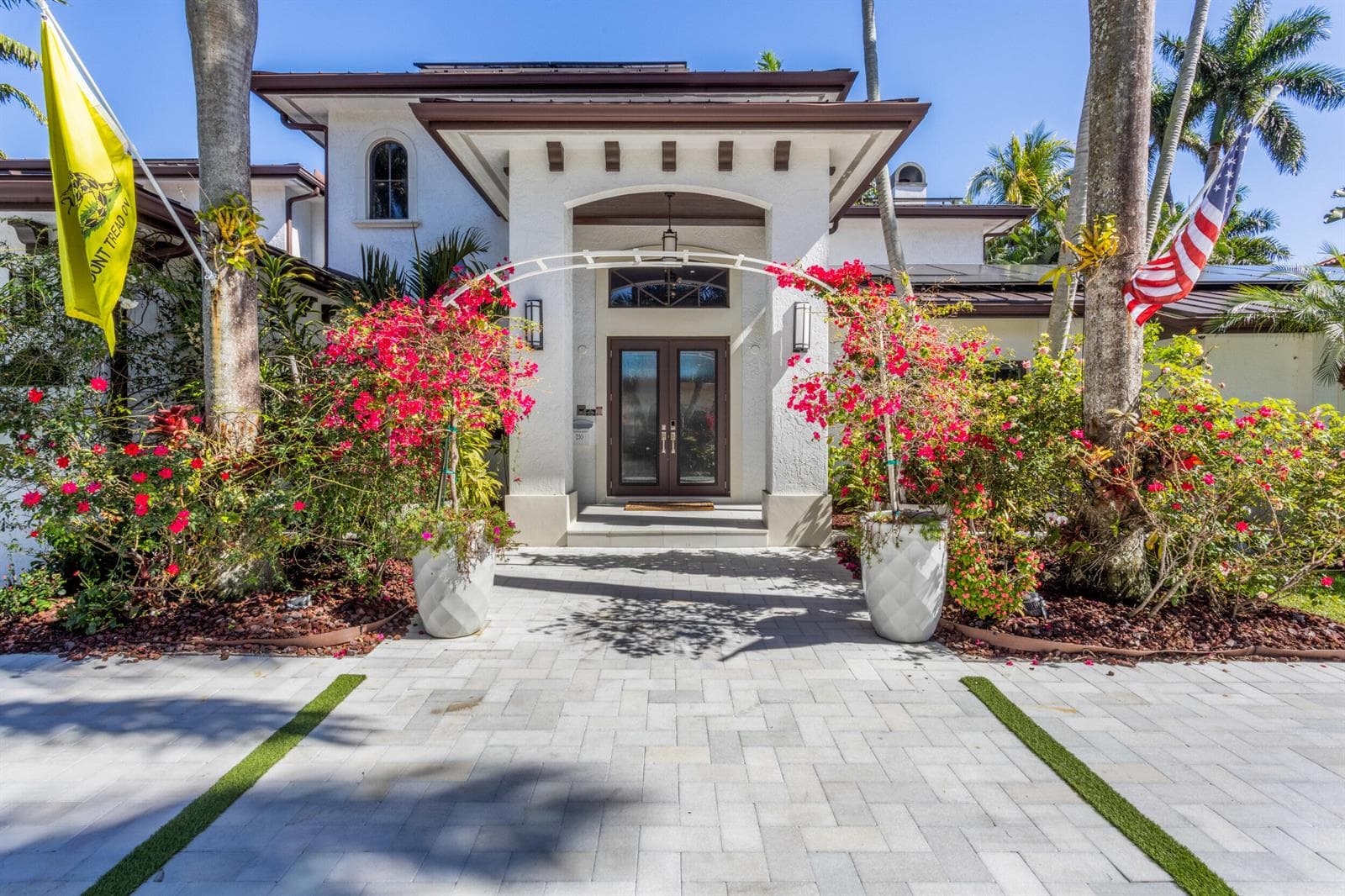 210 Nurmi Dr