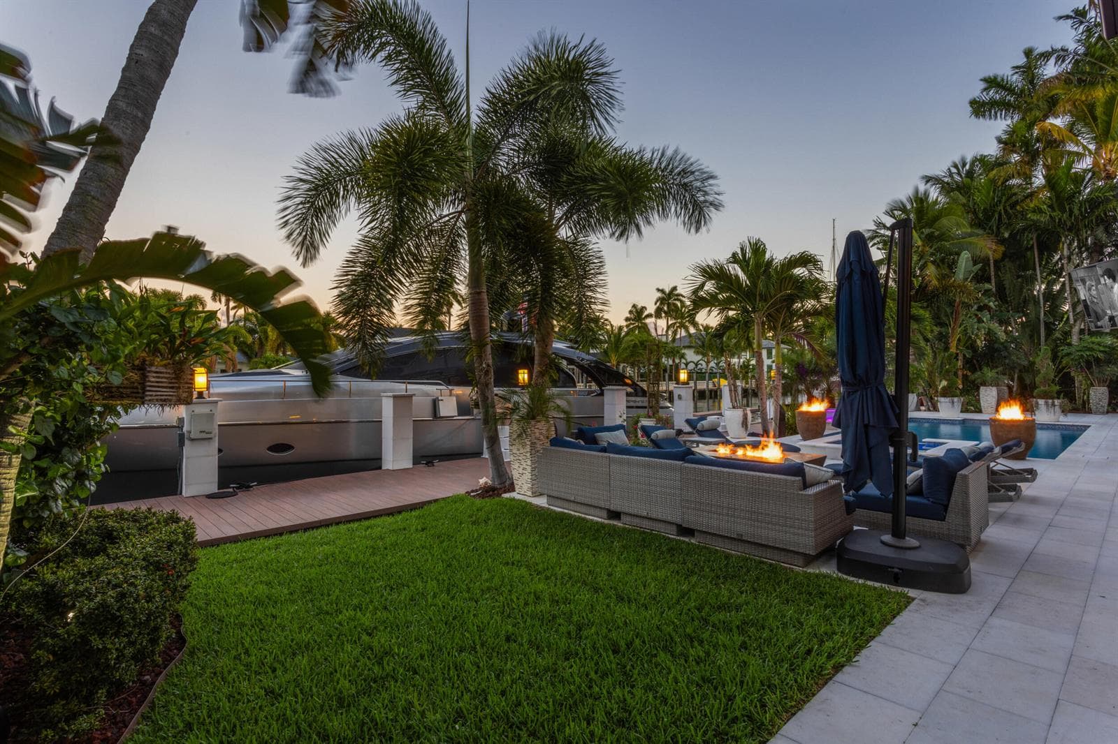 210 Nurmi Dr