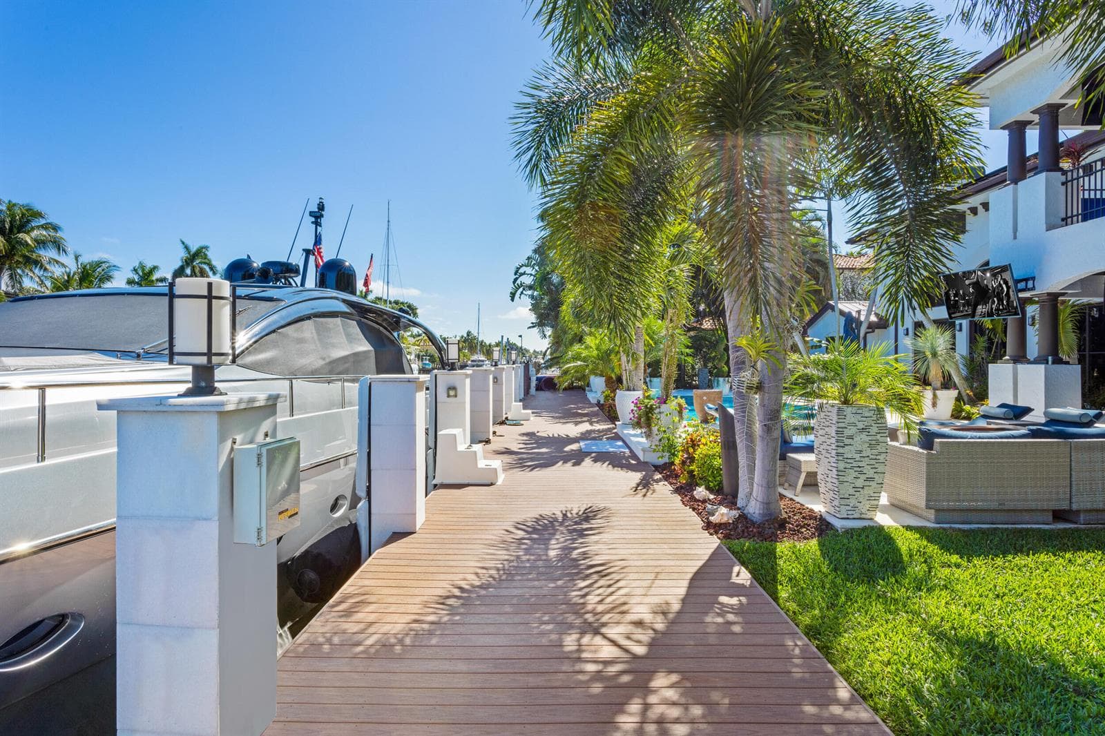 210 Nurmi Dr