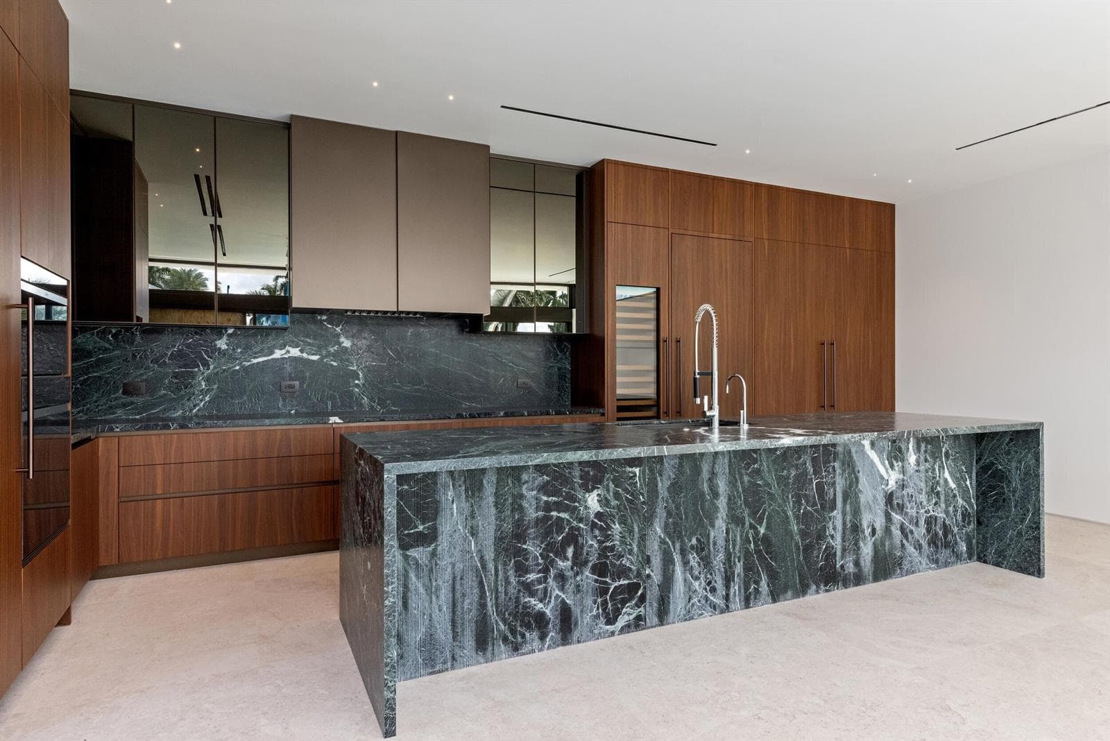 97 Nurmi Dr