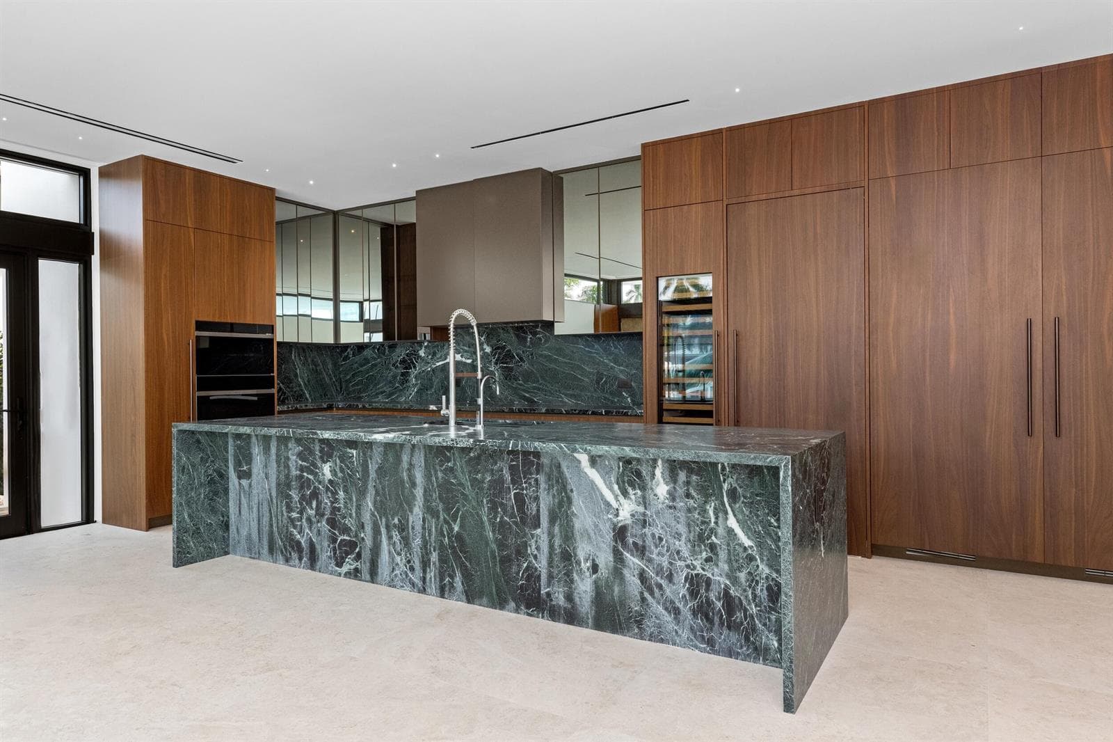 97 Nurmi Dr
