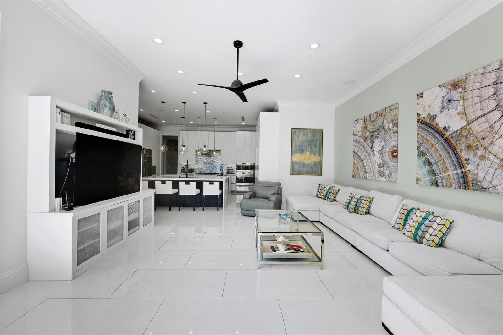 720 Isle of Palms Dr