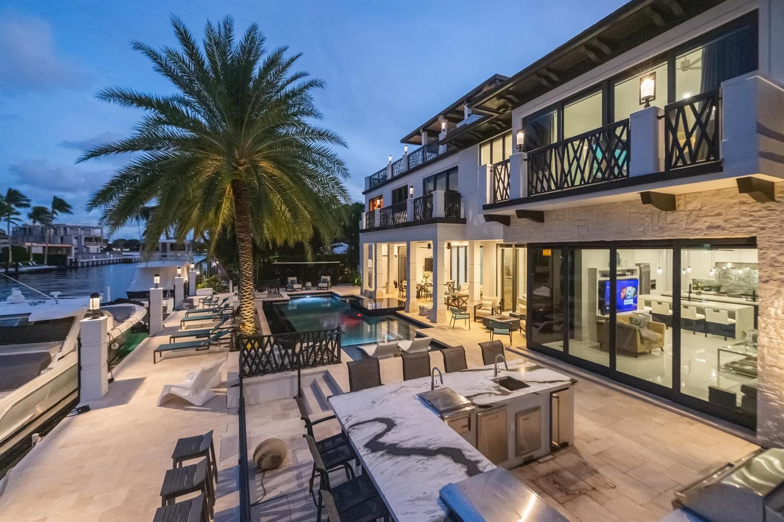 720 Isle of Palms Dr