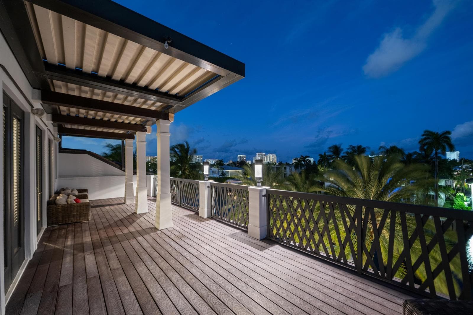 720 Isle of Palms Dr