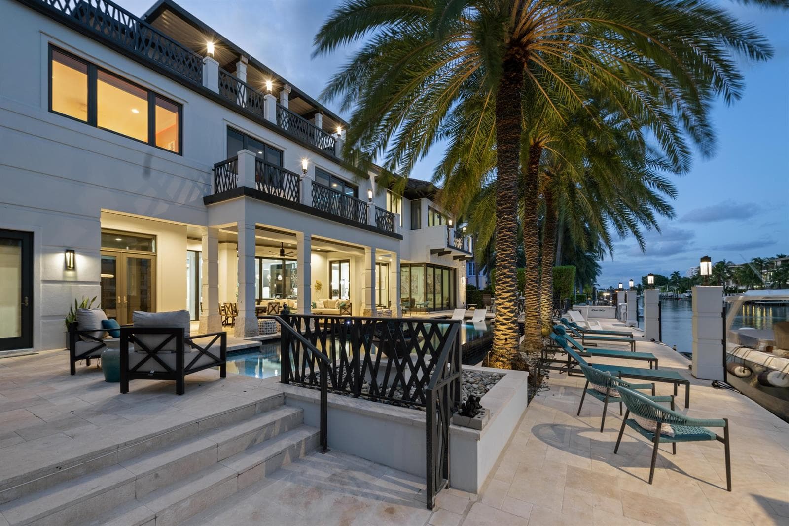 720 Isle of Palms Dr
