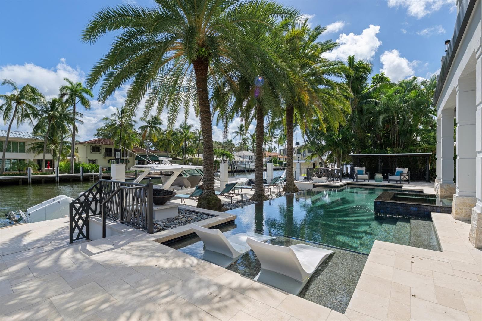 720 Isle of Palms Dr