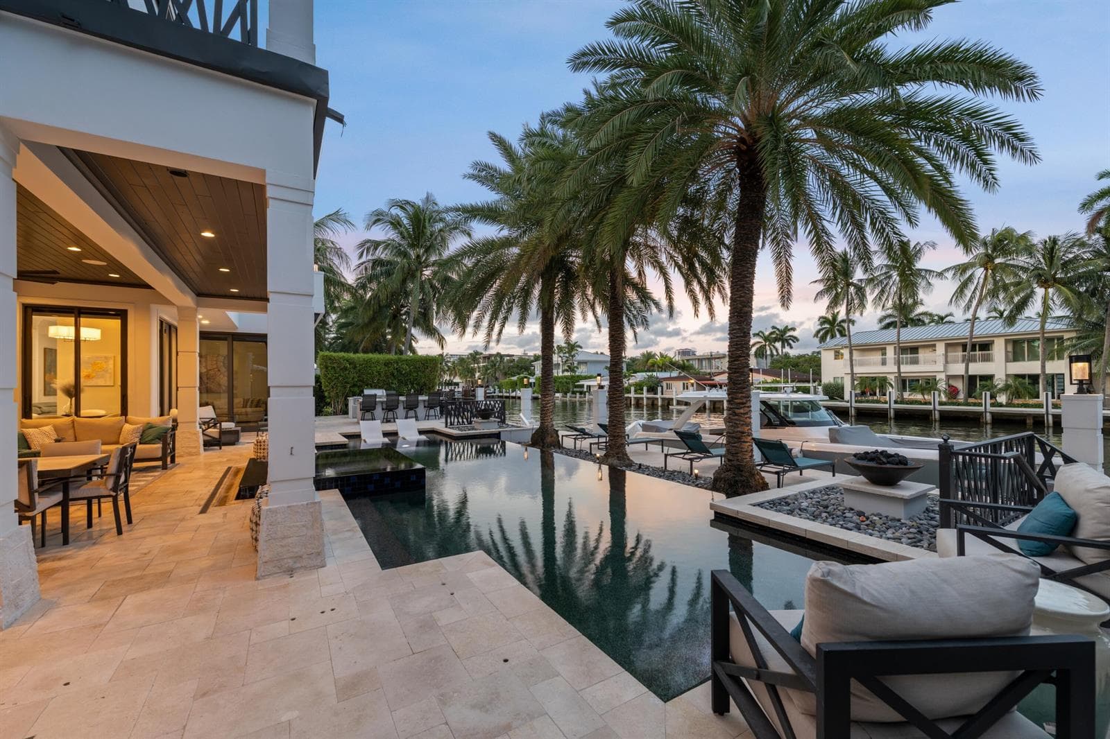720 Isle of Palms Dr