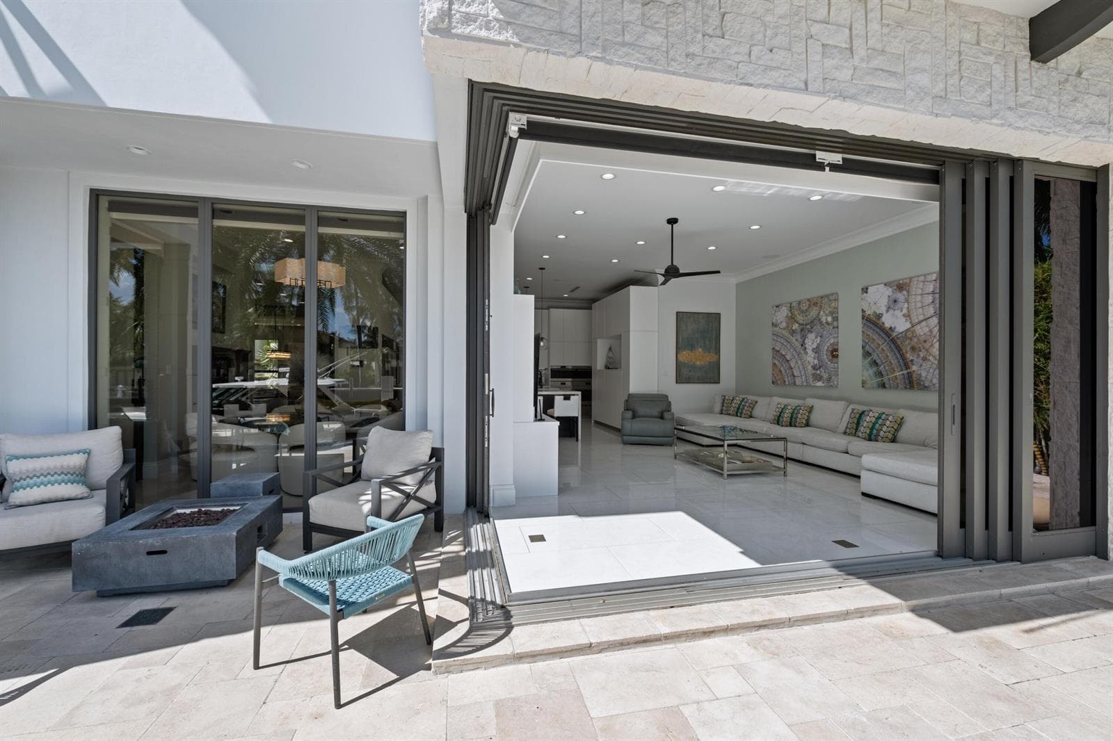 720 Isle of Palms Dr