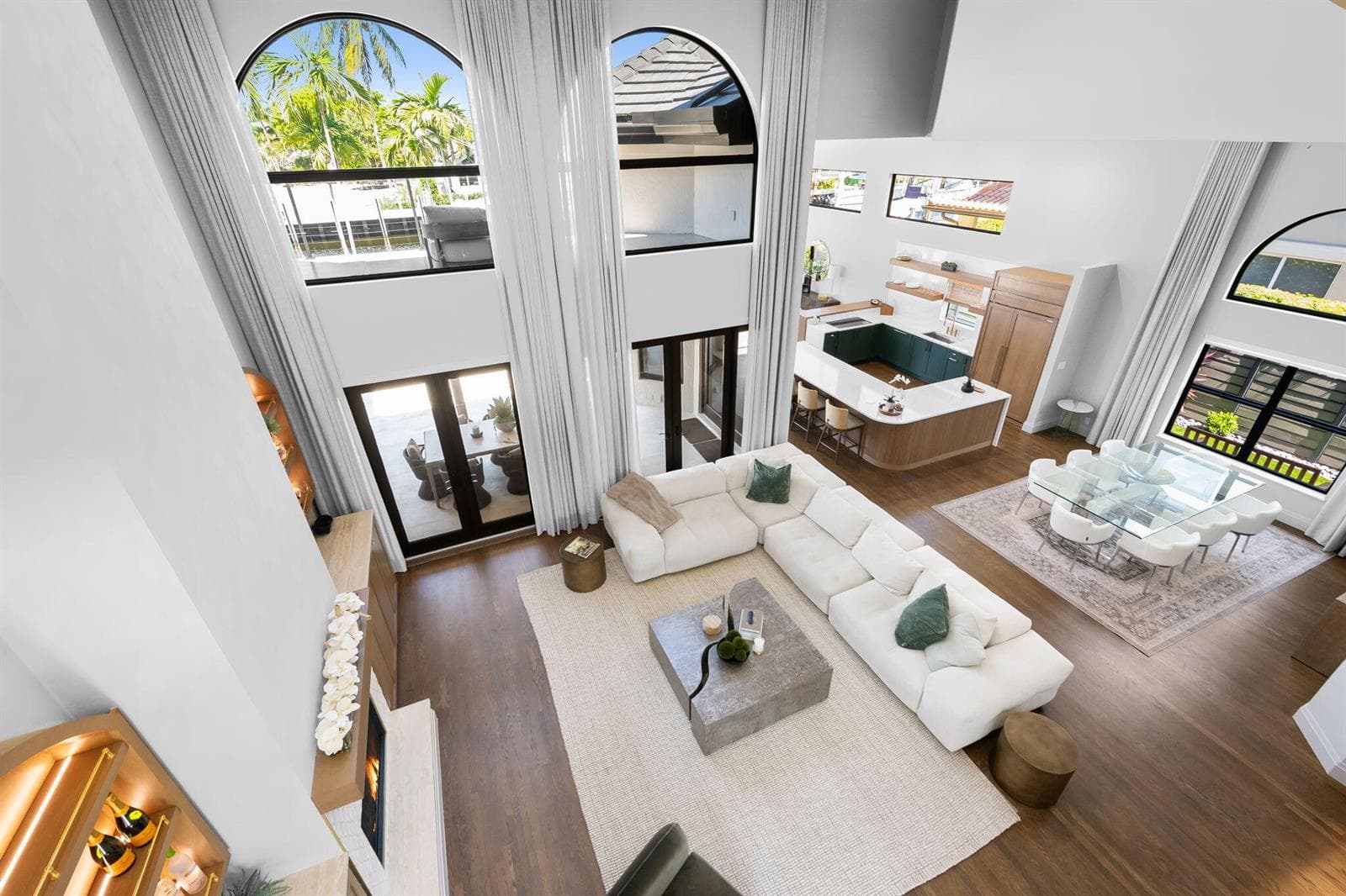 2525 Sea Island Dr
