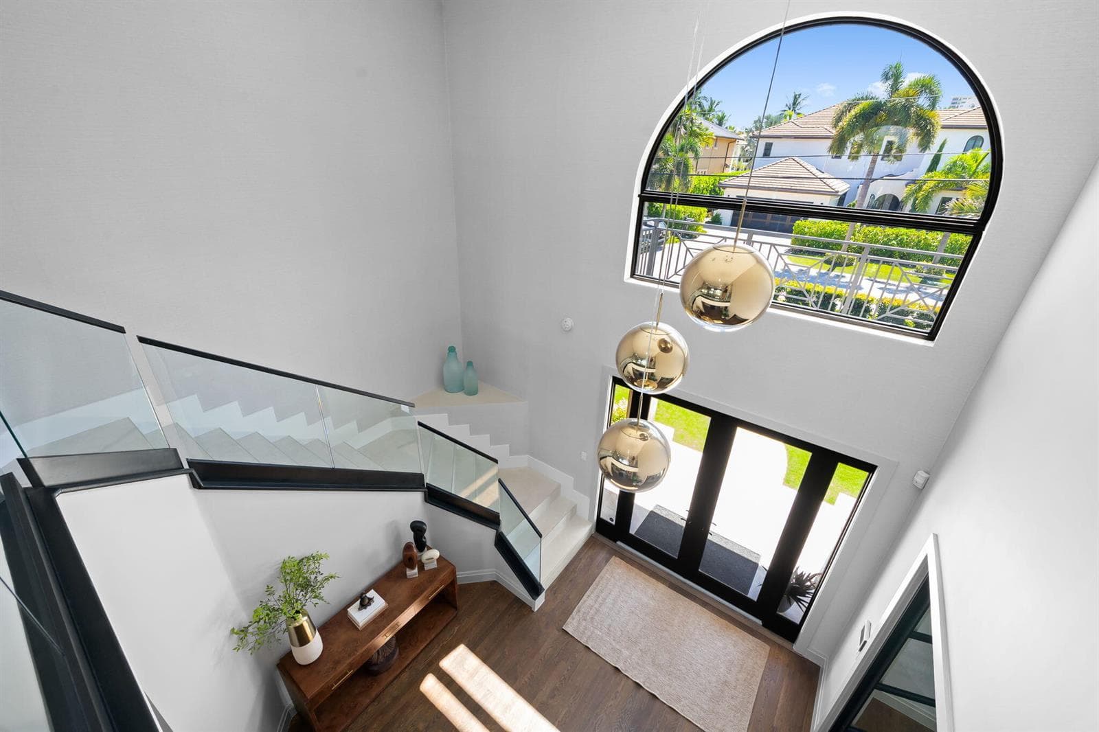 2525 Sea Island Dr