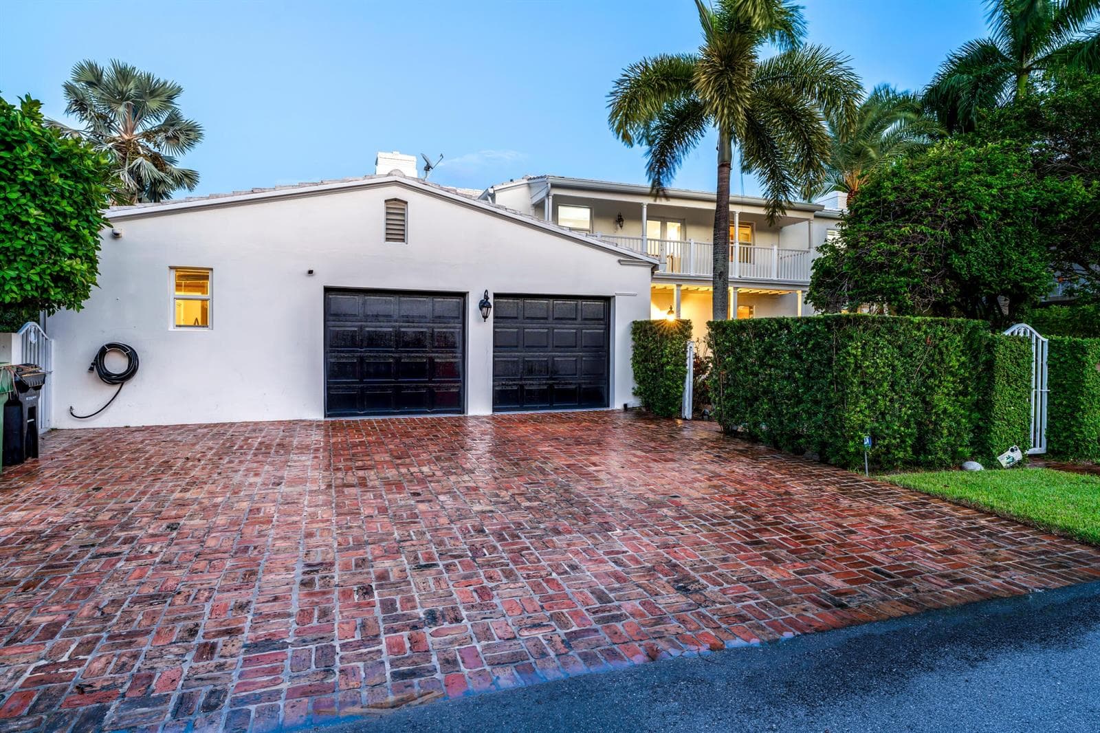 440 Lido Dr