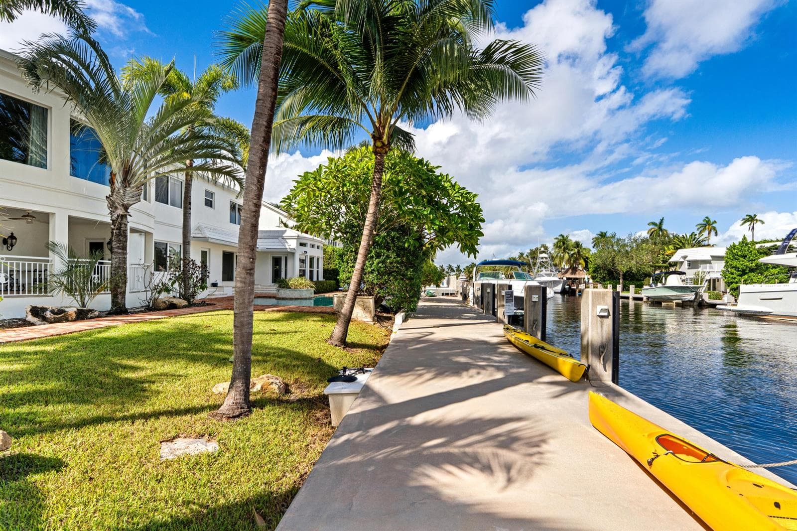 440 Lido Dr