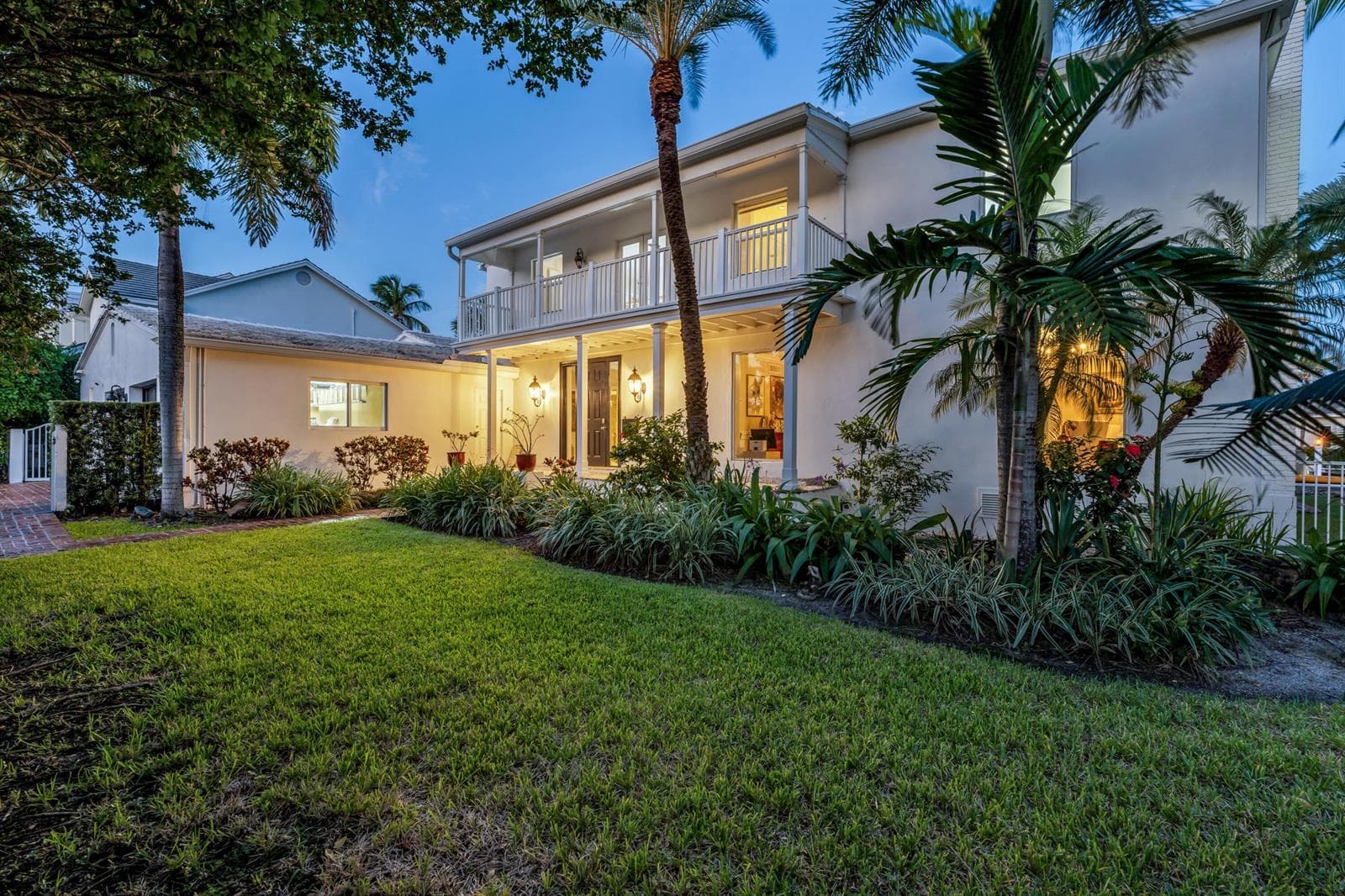 440 Lido Dr