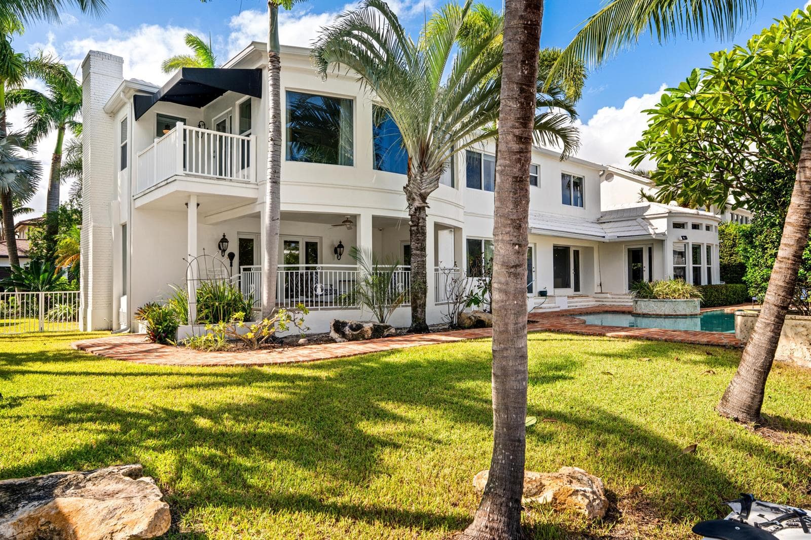 440 Lido Dr