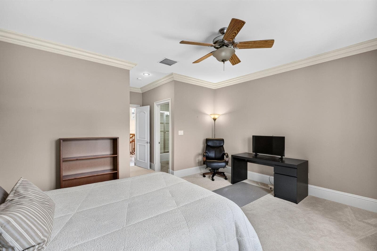 67 Royal Palm Dr
