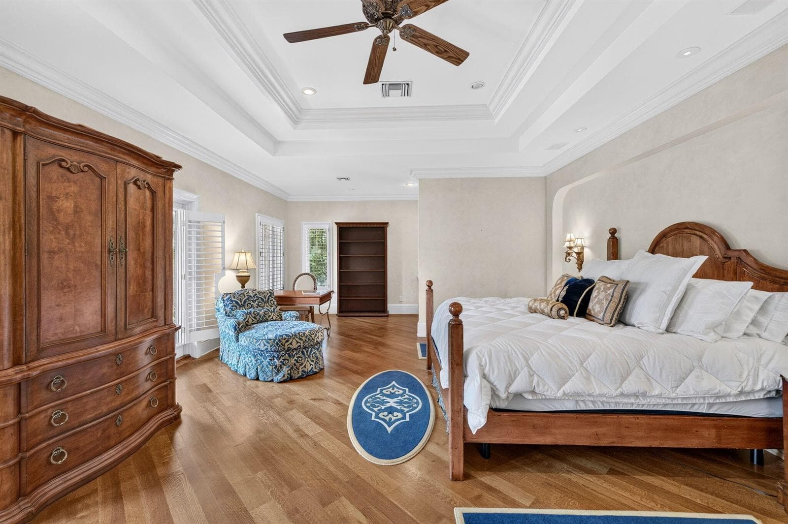 67 Royal Palm Dr