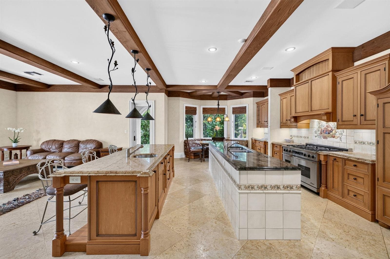67 Royal Palm Dr