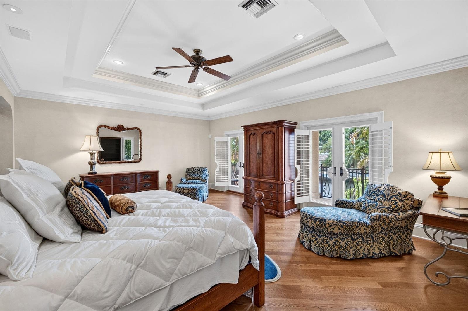 67 Royal Palm Dr