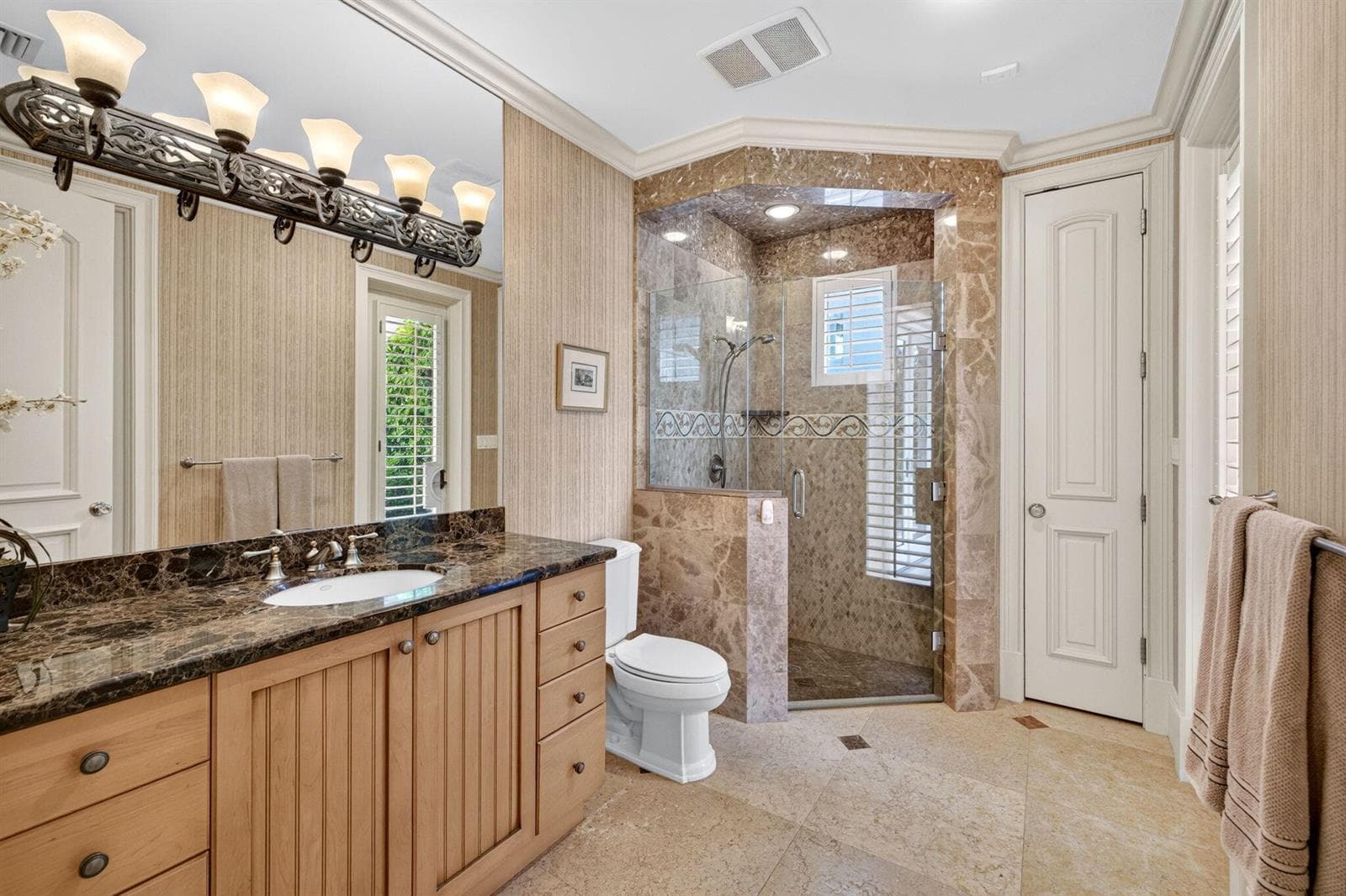 67 Royal Palm Dr