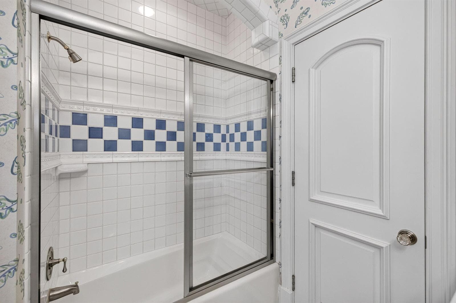 67 Royal Palm Dr
