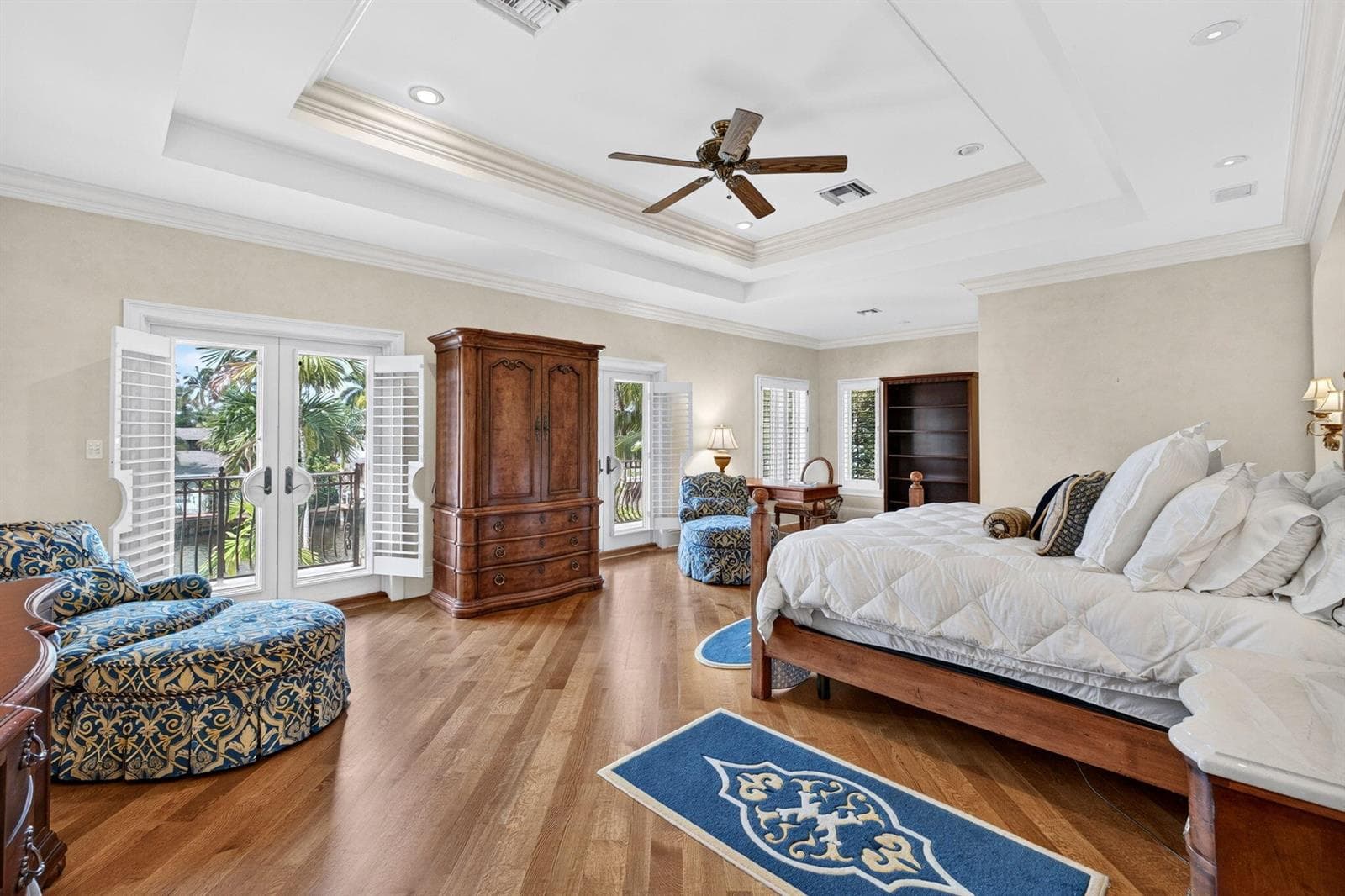 67 Royal Palm Dr