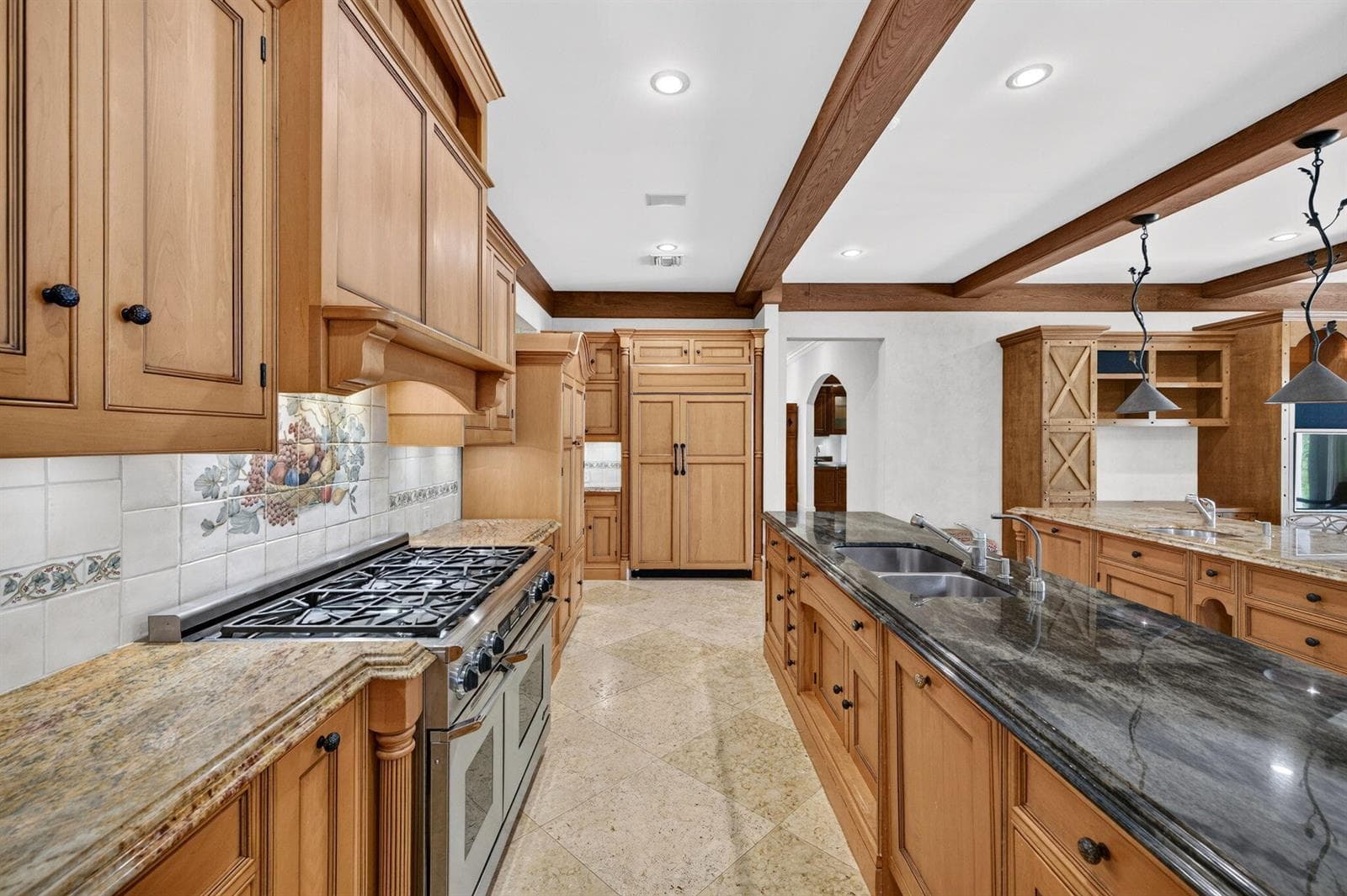 67 Royal Palm Dr