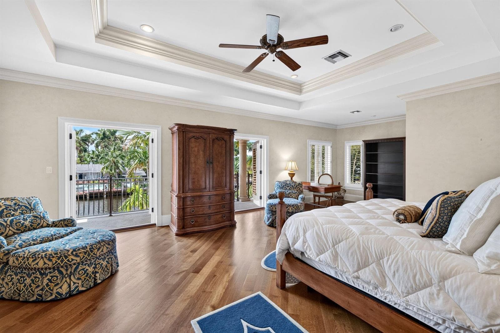 67 Royal Palm Dr