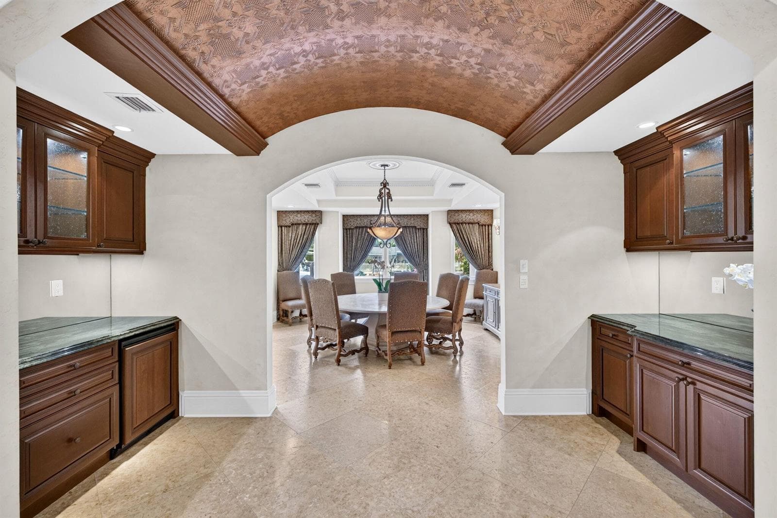 67 Royal Palm Dr