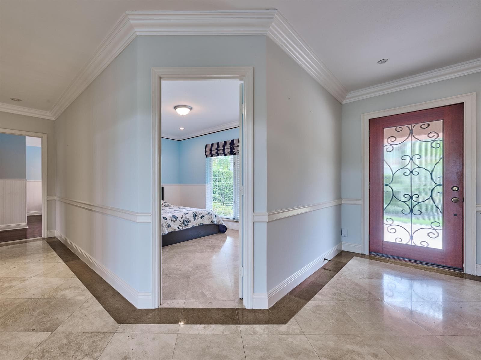 501 Coconut Isle Dr