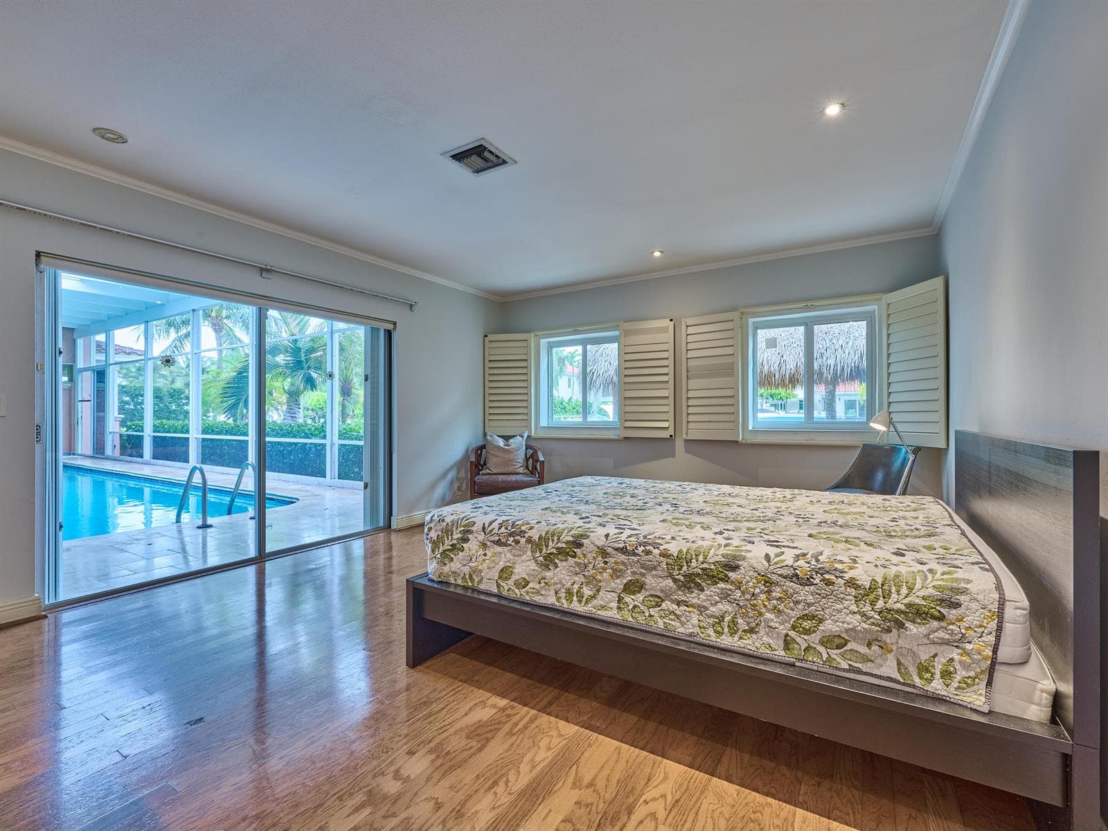 501 Coconut Isle Dr