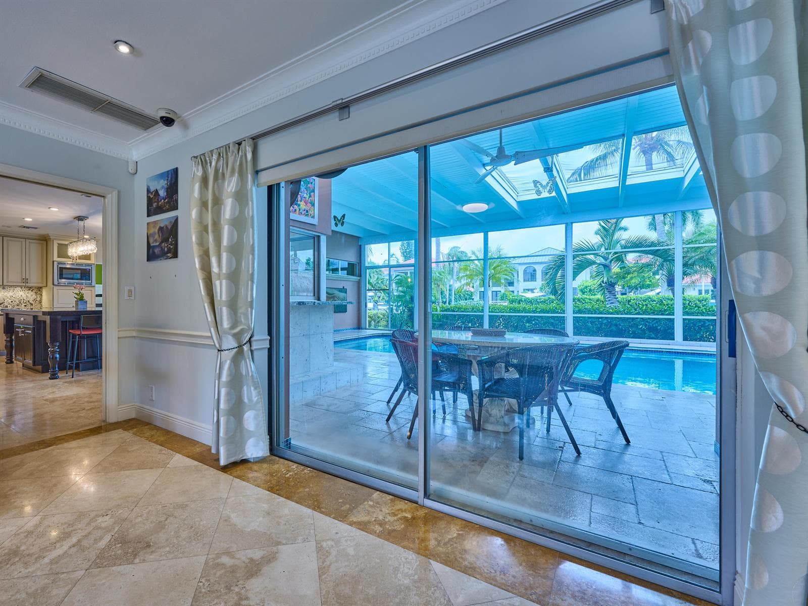 501 Coconut Isle Dr
