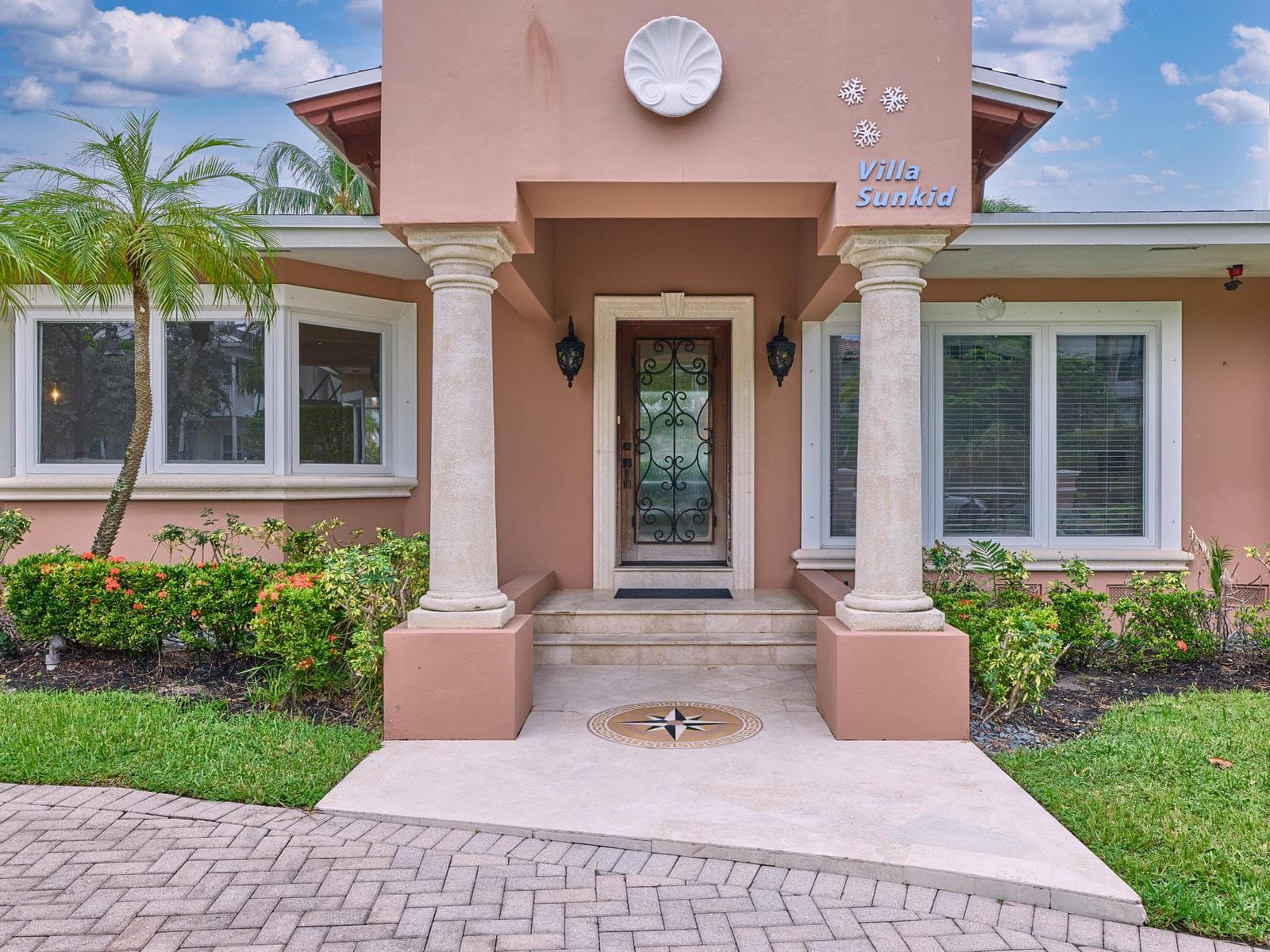 501 Coconut Isle Dr