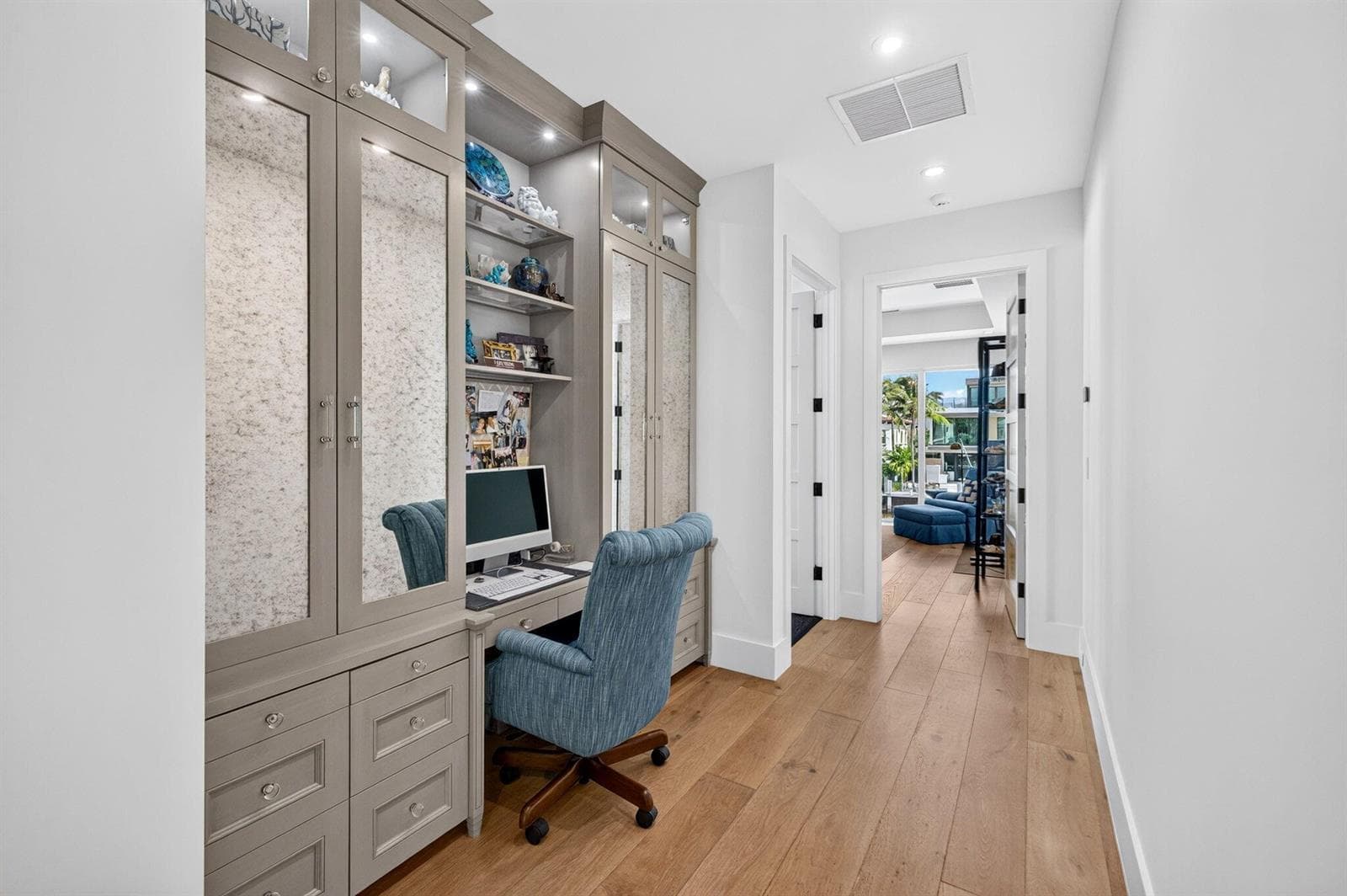 650 Isle of Palms Dr