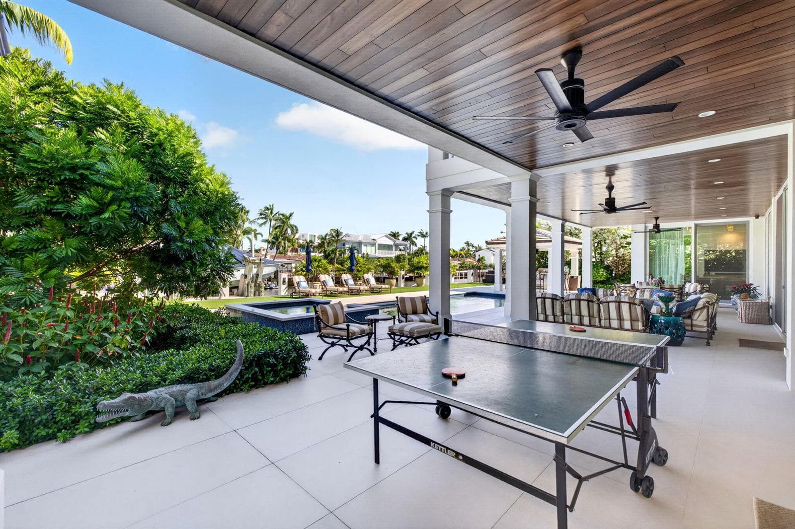 650 Isle of Palms Dr