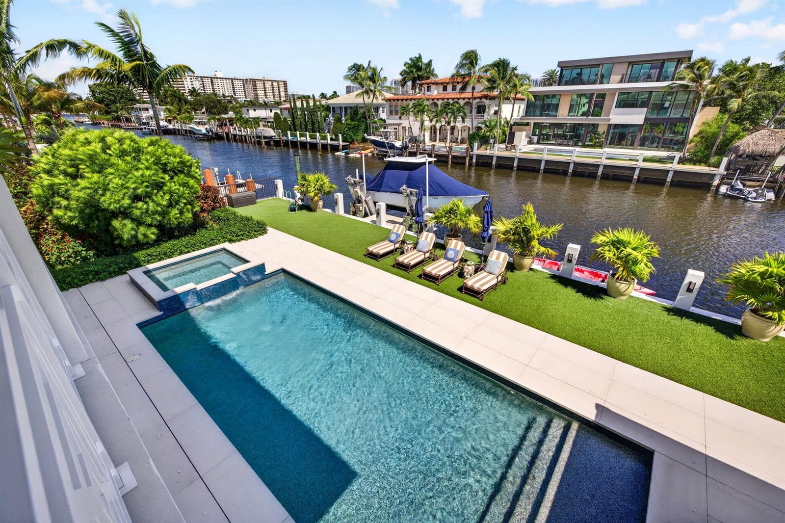 650 Isle of Palms Dr