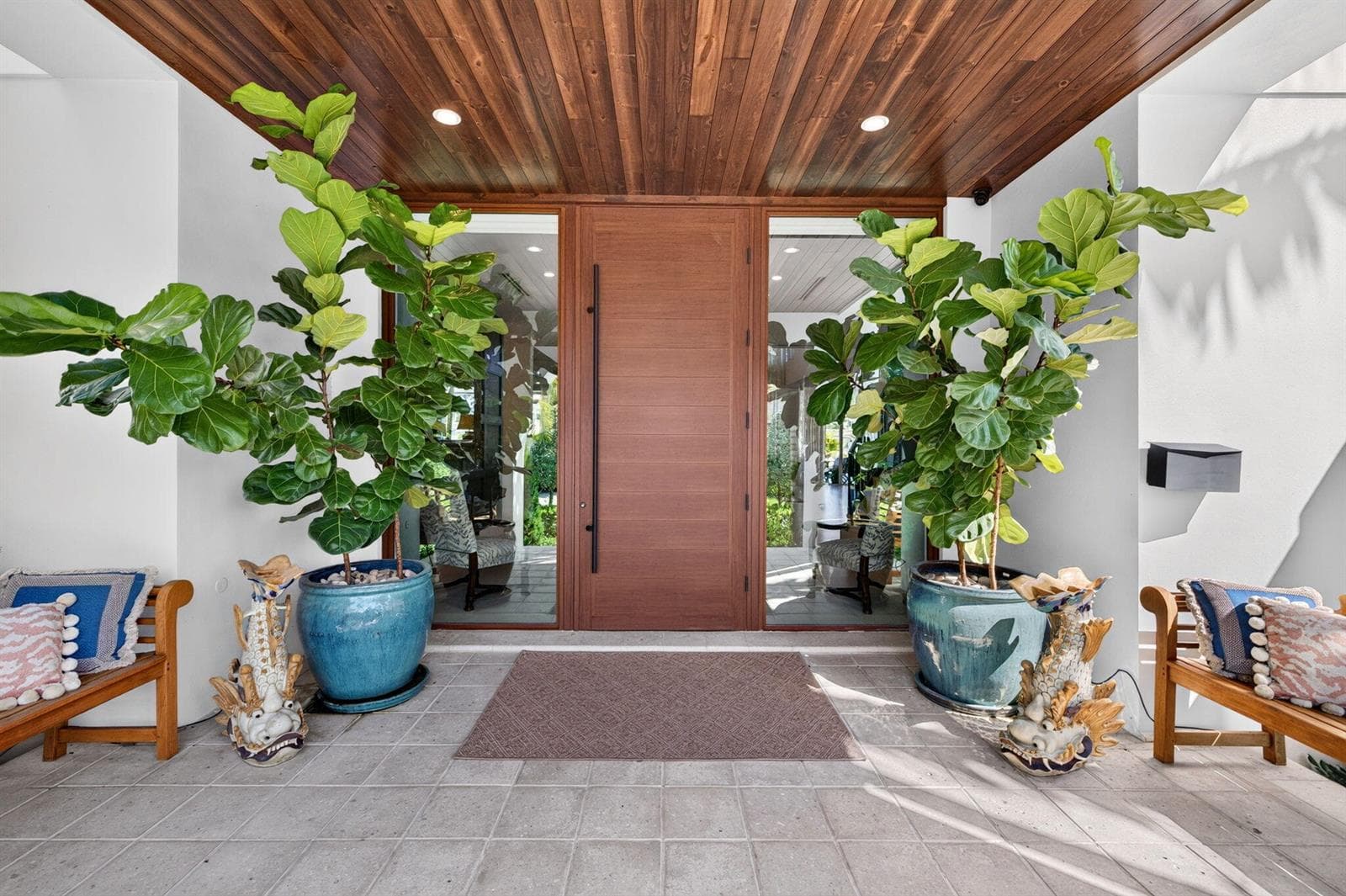 650 Isle of Palms Dr