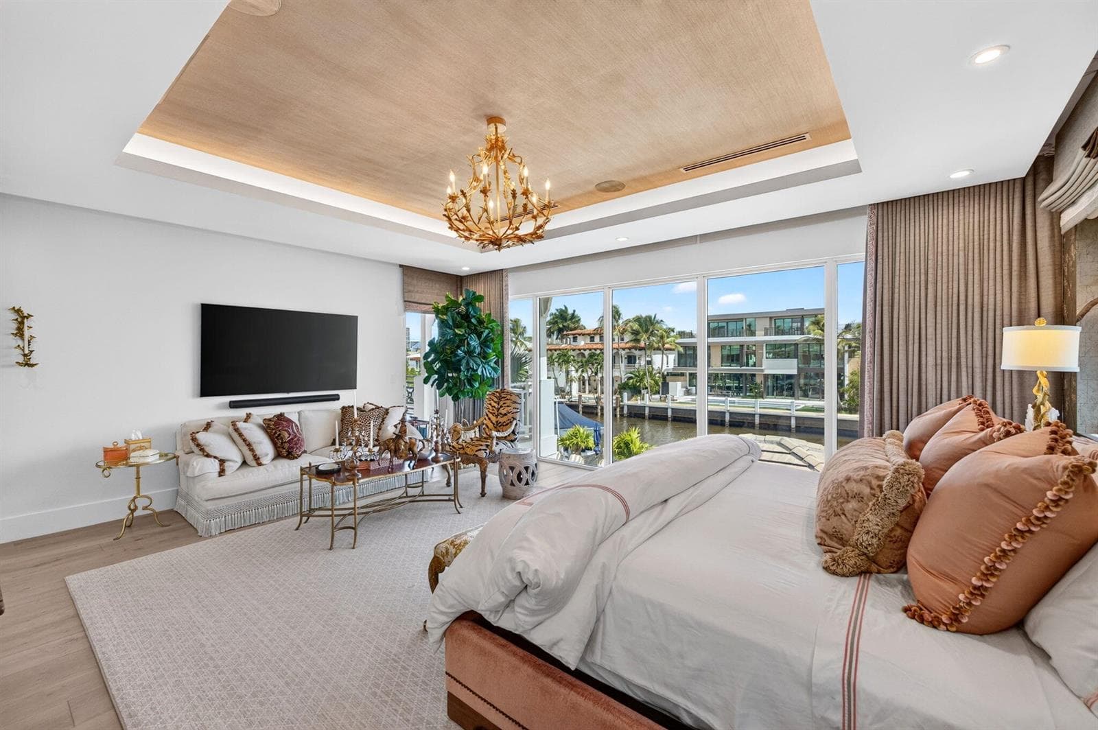 650 Isle of Palms Dr