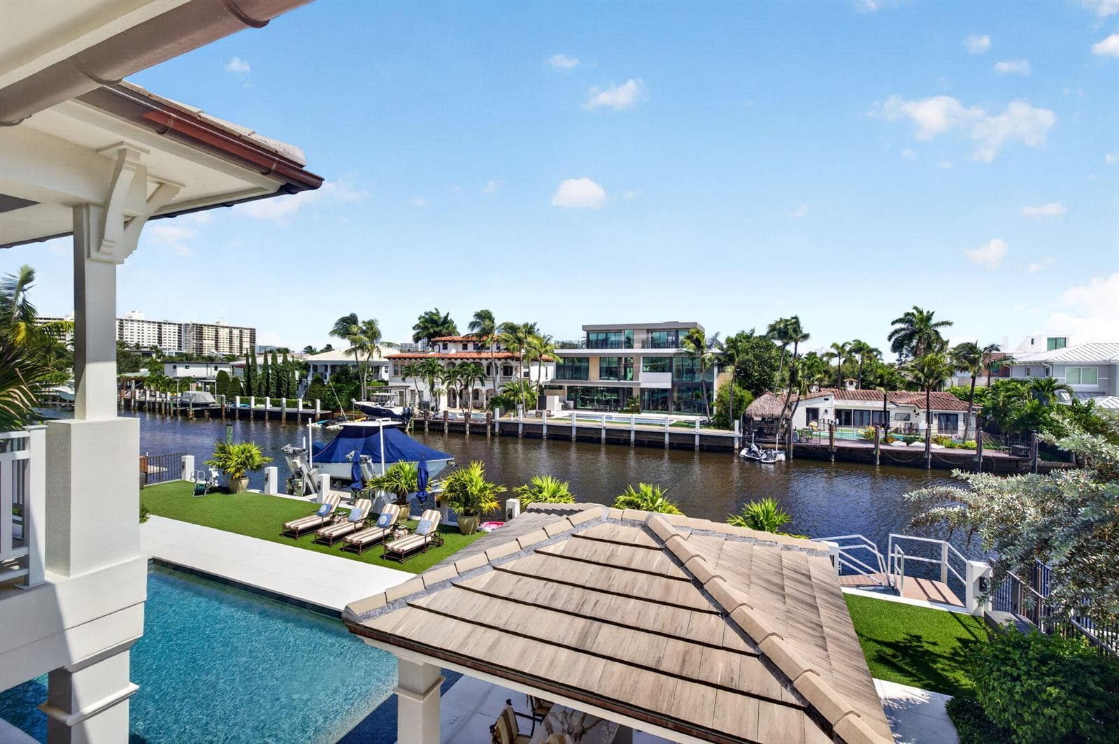 650 Isle of Palms Dr
