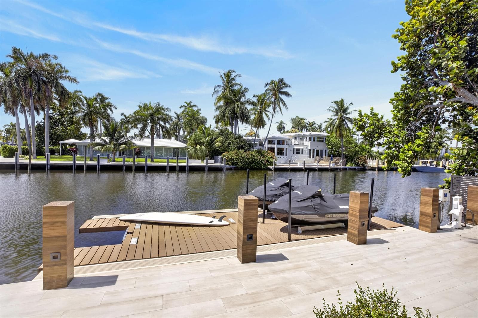 1 Royal Palm Dr