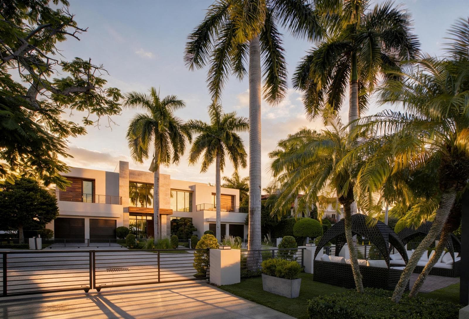 1 Royal Palm Dr