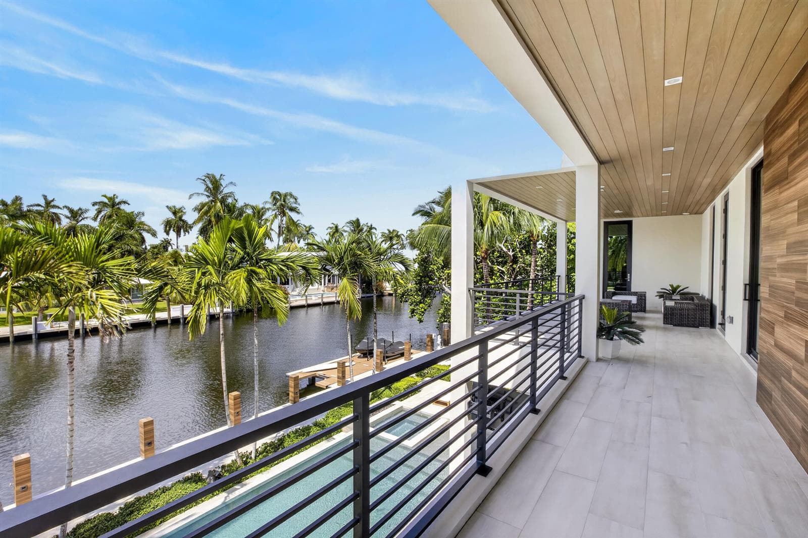 1 Royal Palm Dr
