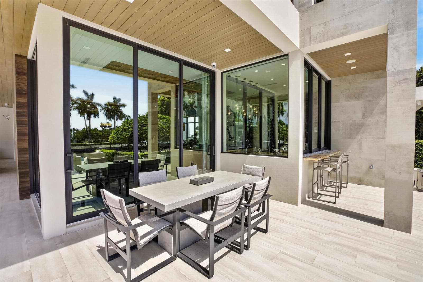 1 Royal Palm Dr