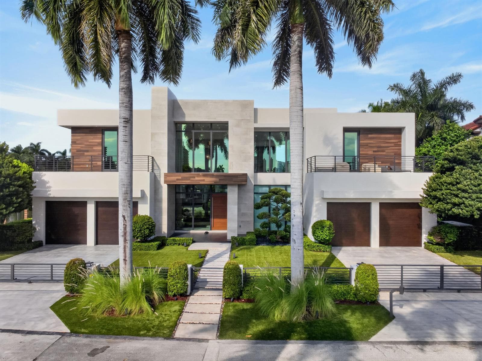 1 Royal Palm Dr