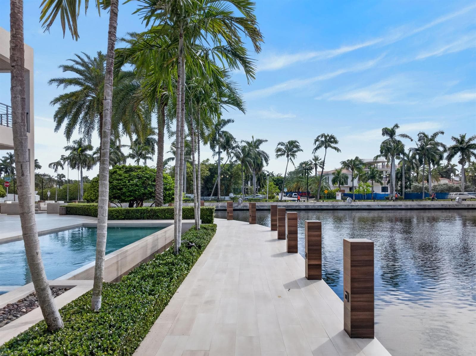 1 Royal Palm Dr