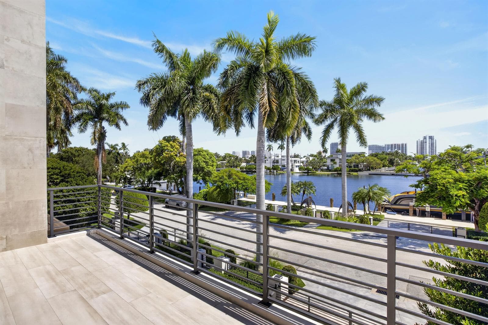 1 Royal Palm Dr