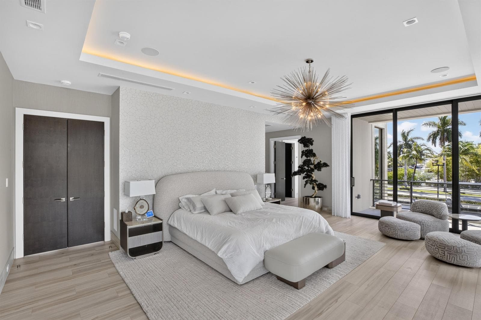 1 Royal Palm Dr