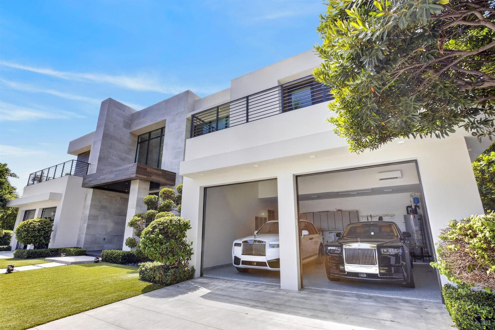 1 Royal Palm Dr